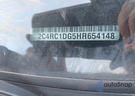 2017 Chrysler Pacifica Touring z USA, uszkodzony, nr VIN 2C4RC1DG5HR654148